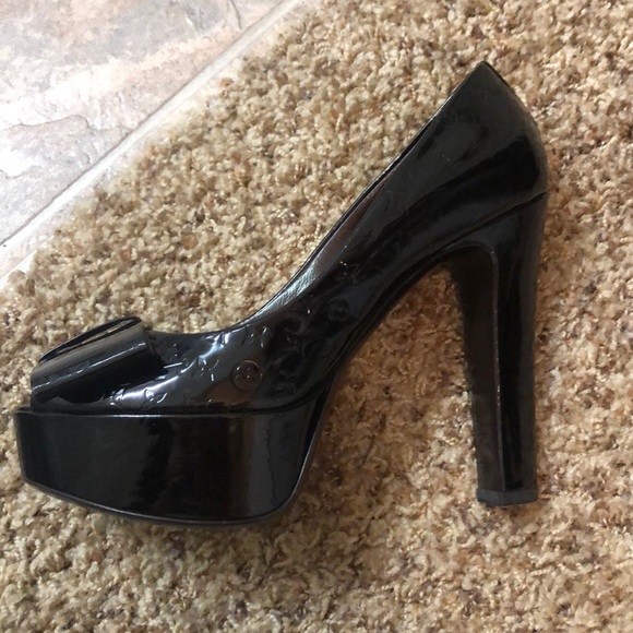 Louis Vuitton Pumps - Picture 7 of 8